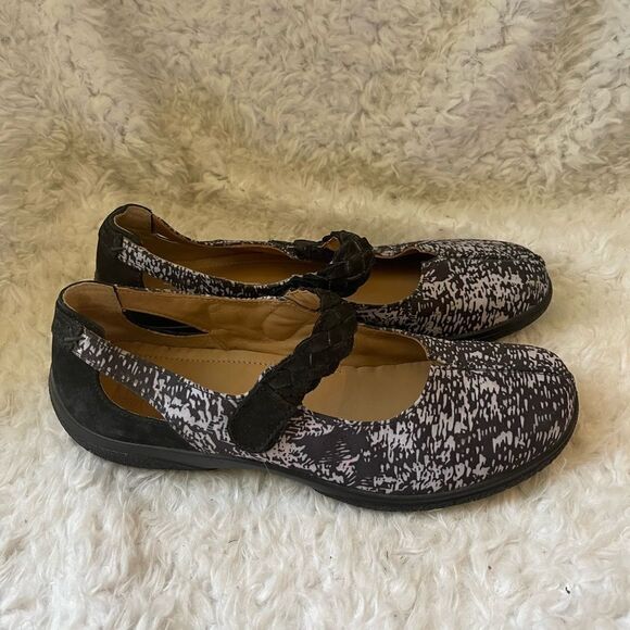 Hotter Shake 1 Black Fleck marble black &white Mary Jane Shoes size 9.5 - Picture 1 of 9